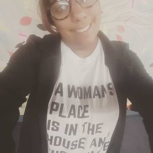 Meet your Posher, Andrea